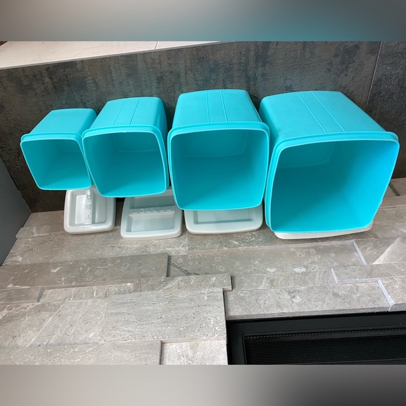 Vintage Turquoise kitchen canister set - Picture 5 of 10